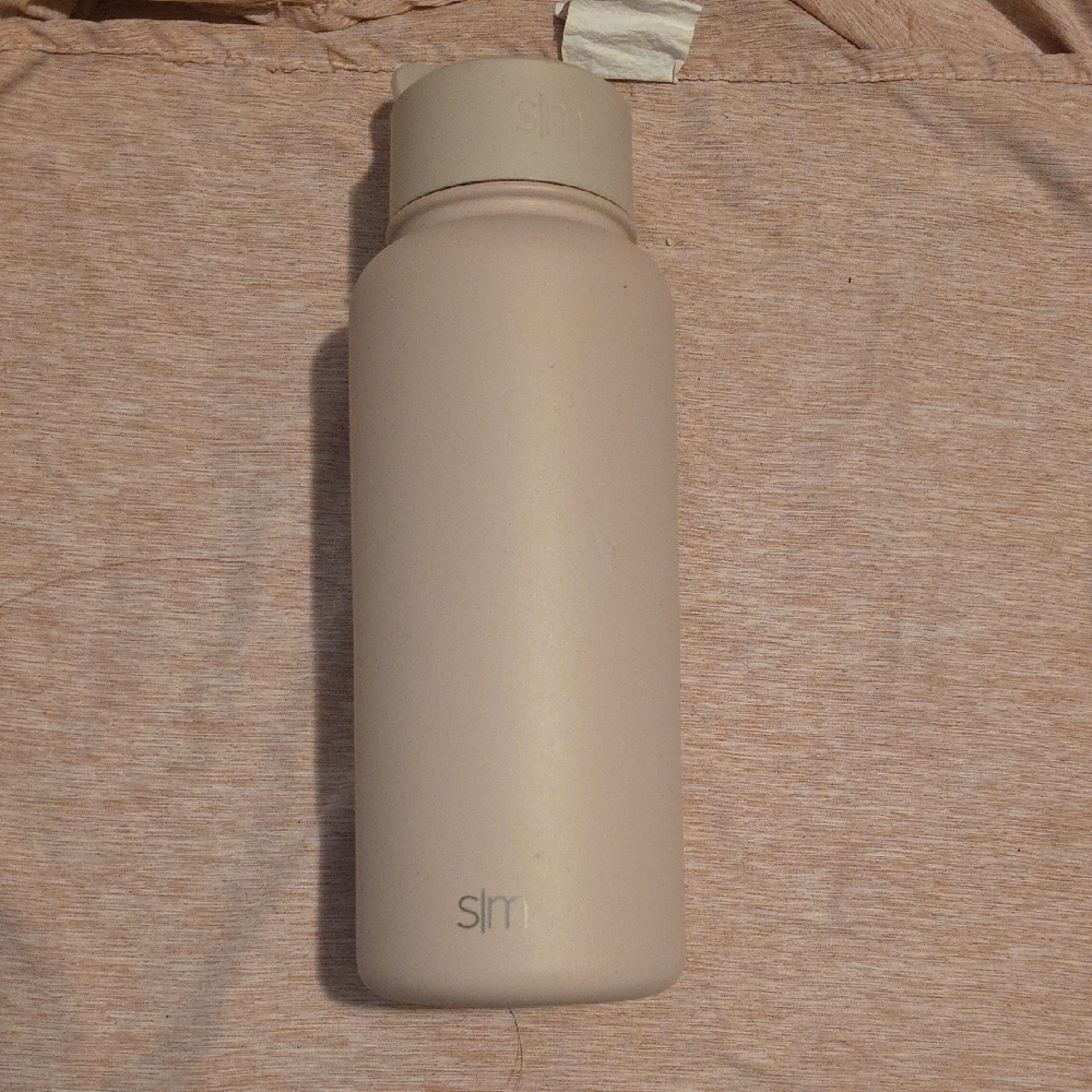 Simple Modern Beige Water Bottle